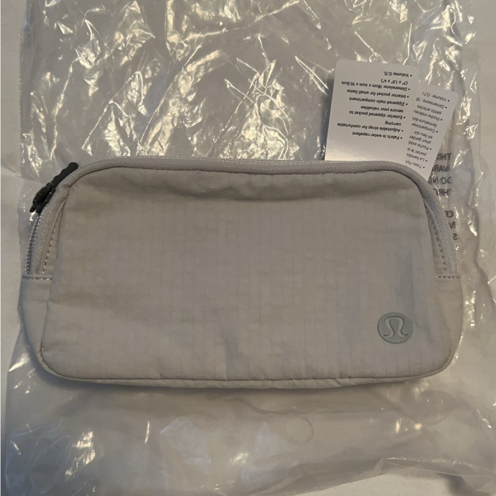 Lululemon belt bag